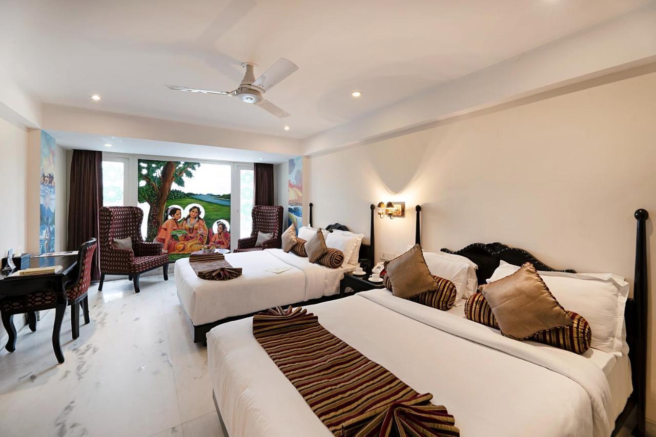 Hotel Ellbee Ganga View Rishīkesh Exterior foto