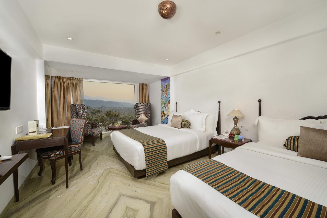 Hotel Ellbee Ganga View Rishīkesh Exterior foto